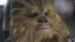 CNNE 531399 - "chewbacca" ayuda a venezuela