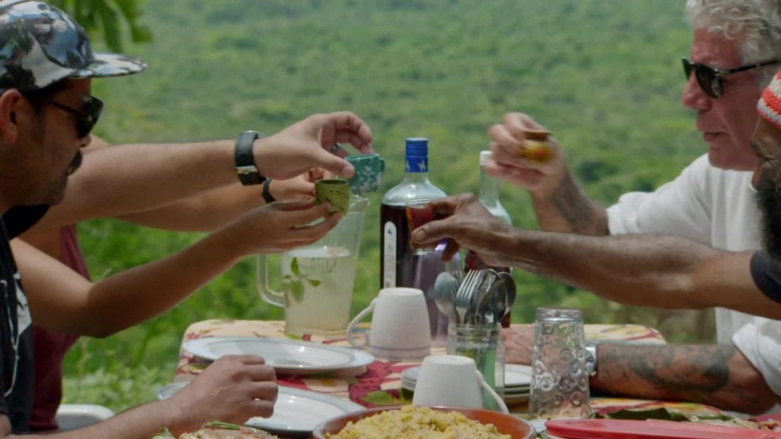 CNNE 532133 - 171031124111-anthony-bourdain-parts-unknown-puerto-rico-ana-elisa-quintero-2-00000000