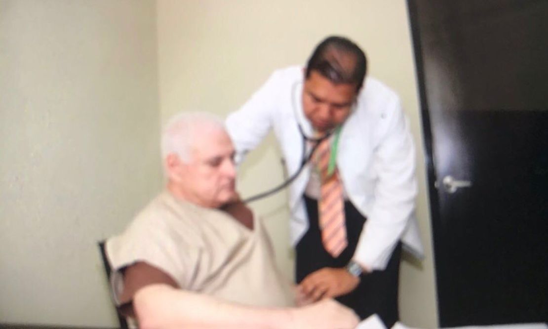 Martinelli recibe atención médica