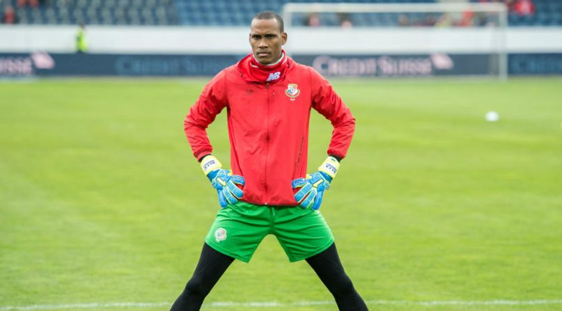 La selección de los futbolistas más altos del Mundial la cierra el panameño Alex Rodríguez con 1,97 metros de estatura. Rodríguez juega como portero del San Francisco FC de Panamá.