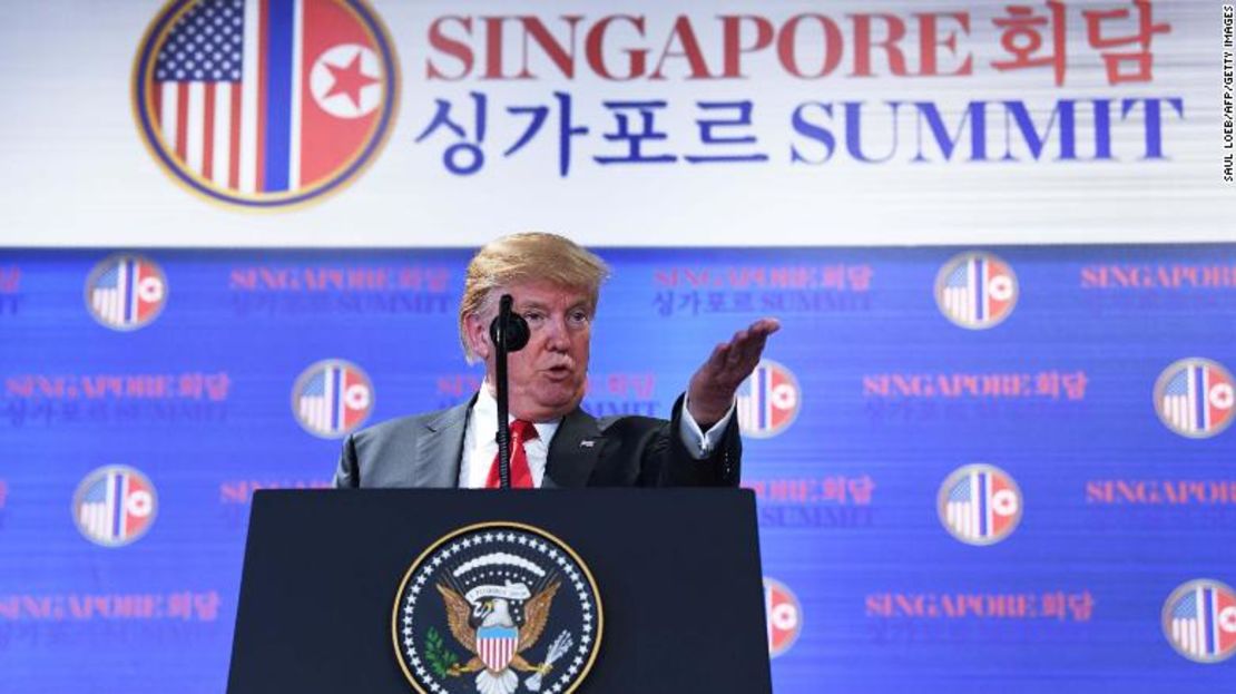 Donald Trump durante la rueda de prensa en Singapur posterior a su reunión con Kim Jong Un.