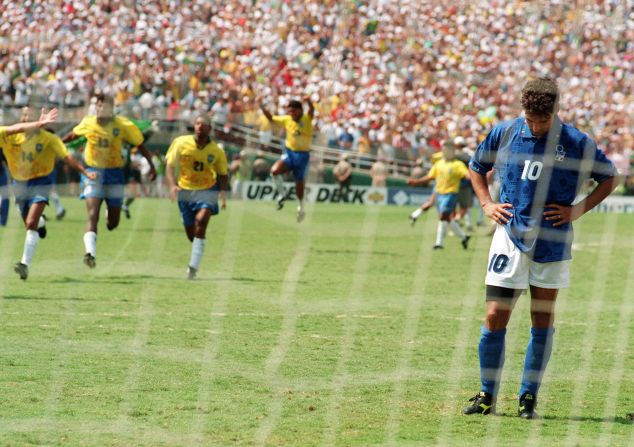 Estados Unidos fue la sede del Mundial en 1994. En esta ocasión, el trofeo se lo llevó Brasil, que se lo disputó en la final a Italia.