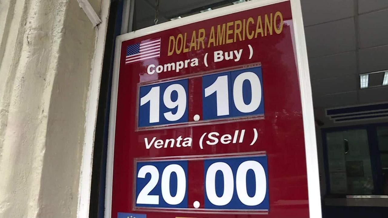 CNNE 534157 - el peso mexicano sigue cayendo frente al dolar este 2018