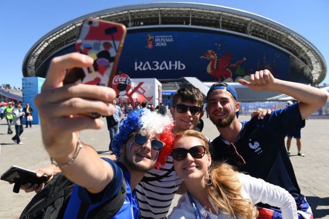 Francia y Australia se enfrentaron en el partido de la jornada. La victoria fue para Francia con marcador de 2-1.