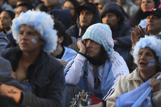 La desazón en la cara de los argentinos en Buenos Aires es elocuente.