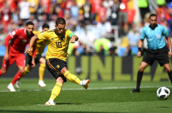 Eden Hazard abrió el marcador para Bélgica con un gol de penalti.