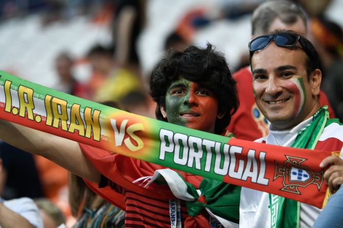 El otro partido de la jornada va por cuenta de Portugal vs. Irán. El equipo luso llega a su tercer encuentro como segundo en la tabla del Grupo B tras empatar con España y ganarle con la diferencia mínima a Marruecos.