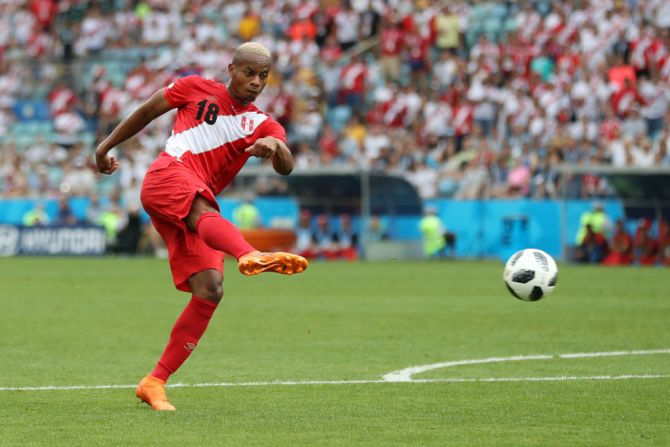 Gol de André Carrillo: Perú va 1 a 0 frente a Australia.