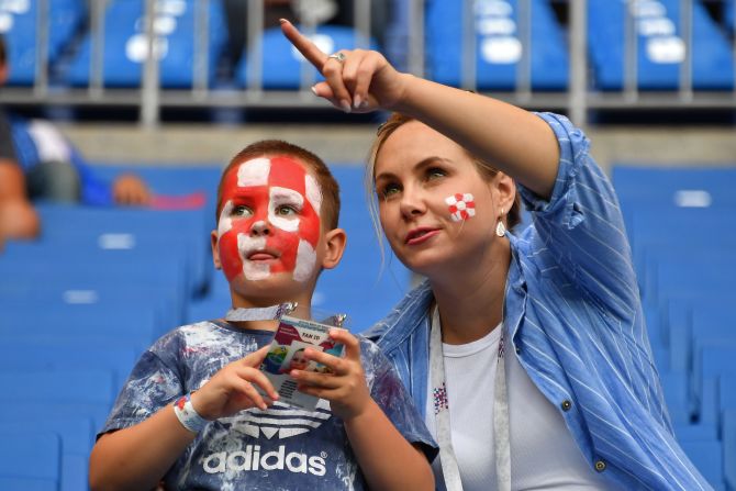 Un joven fanático de Croacia en el partido contra Islandia.