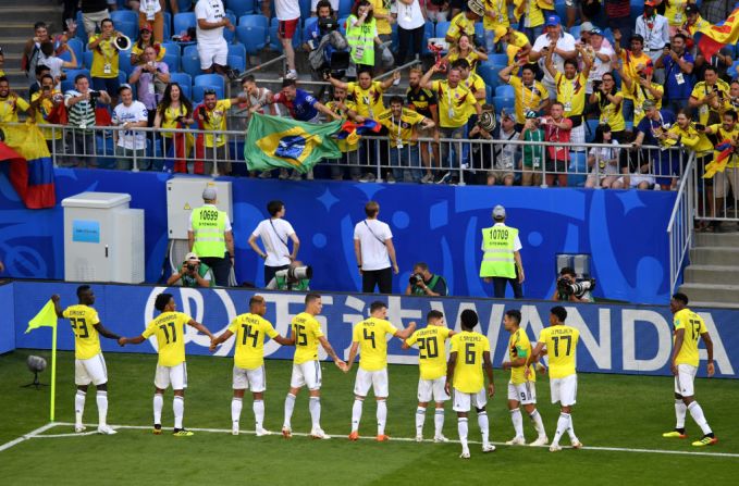 Así celebraron los colombianos el primer gol frente a Senegal.