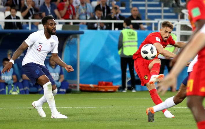 Adnan Januzaj dispara y marca gol de Bélgica en el partido contra Panamá.