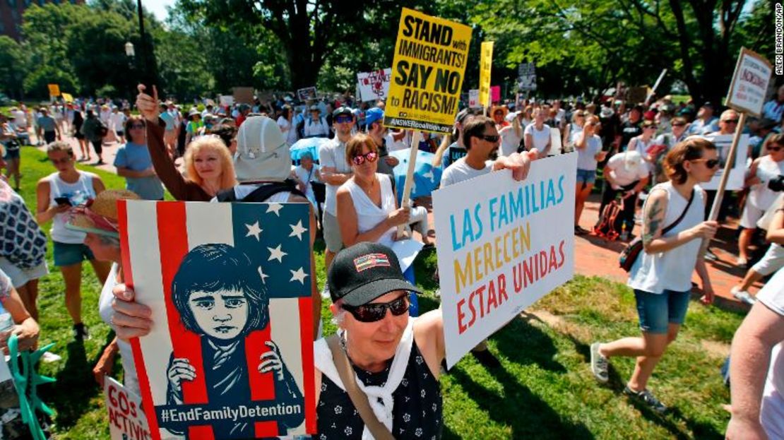 Manifestantes en Washington frente a la Casa Blanca.