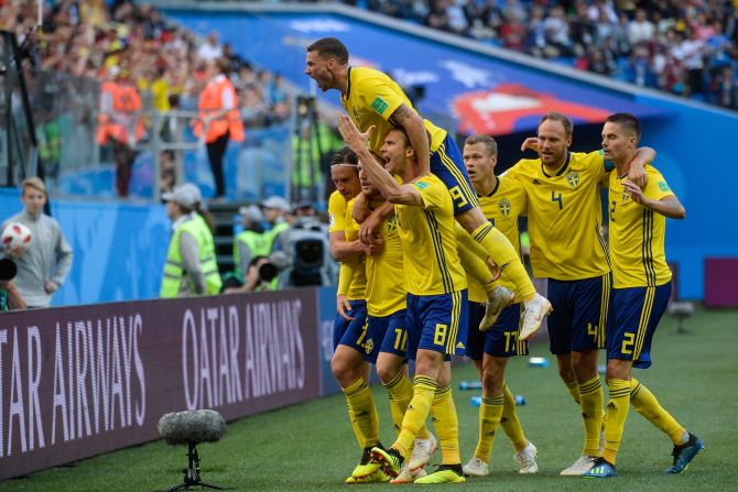 Suecia ganó por un gol a Suiza y se enfrentará en cuartos de final con quien gane del partido entre Colombia e Inglaterra.