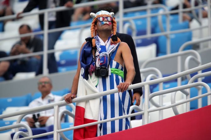 'Obelix', listo para el partido de Francia ante Uruguay.