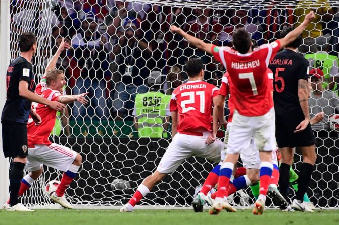 En la prórroga Croacia se fue adelante, pero Rusia empató a 5 minutos del final.