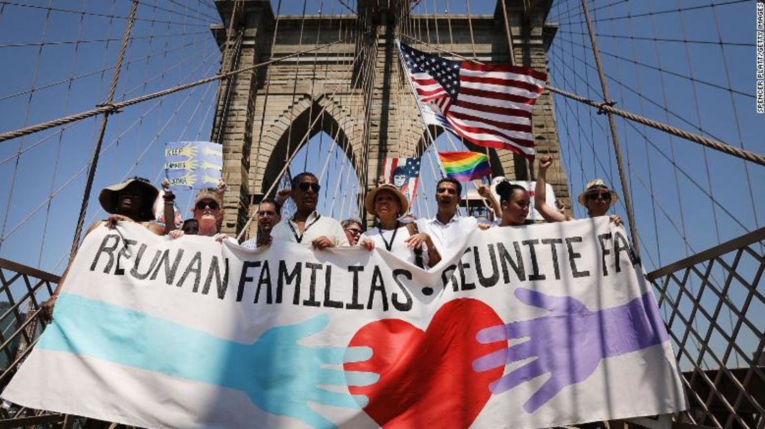 Protesta en Nueva York por la reunificación de familias de inmigrantes.