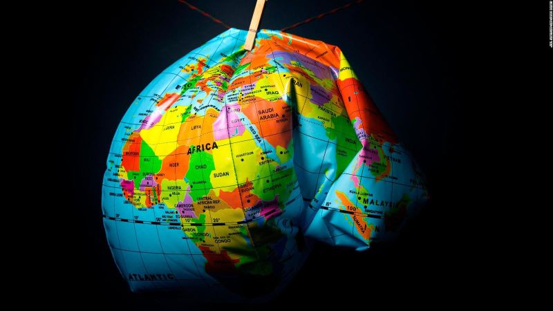 Joaquín Zevallos: "Todavía tenemos barreras imaginarias como las fronteras"