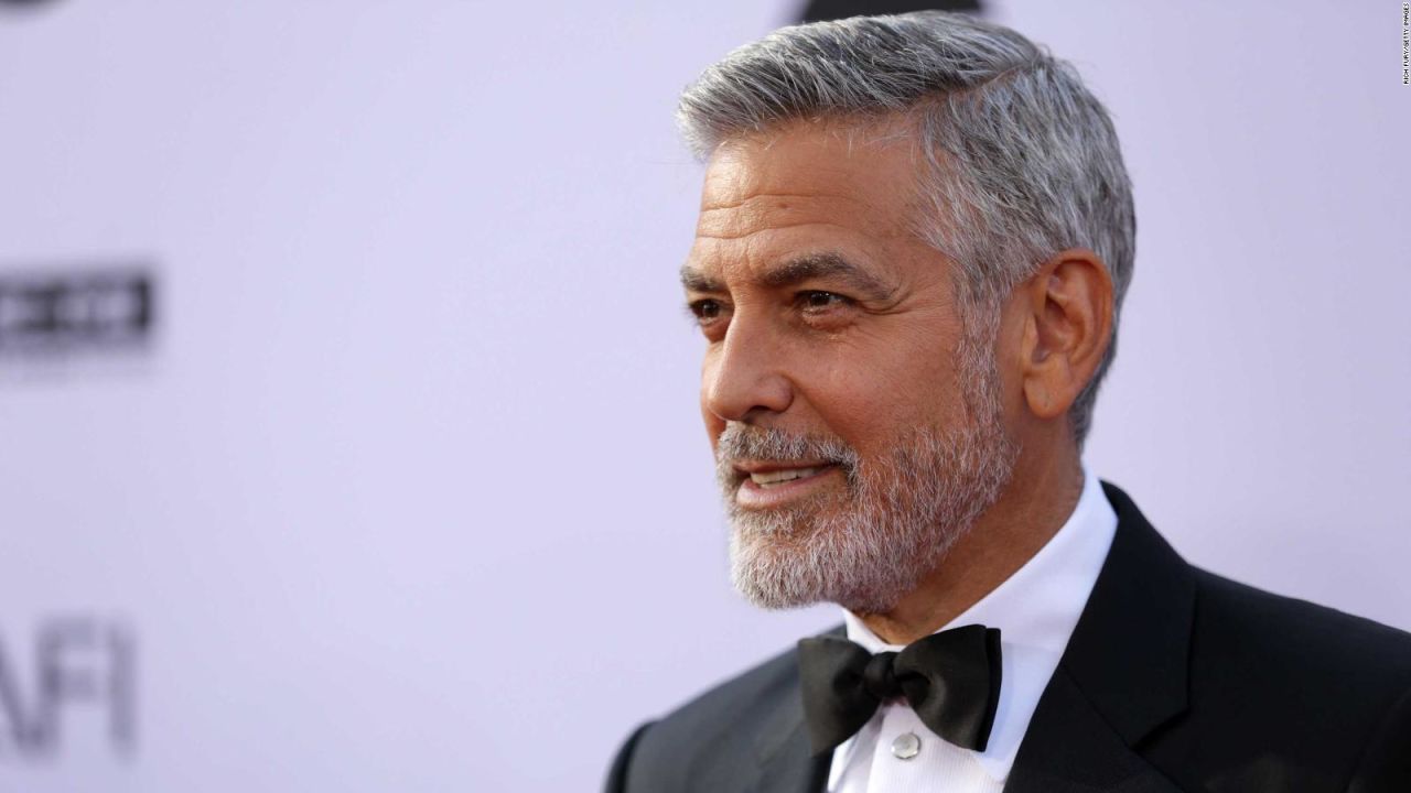 CNNE 542622 - george clooney resulto herido en un accidente en italia