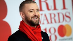 CNNE 542784 - #lacifradeldia- 20-000 personas entran en el estadio en donde justin timberlake dara su concierto y promete mostrar el juego inglaterra-croacia