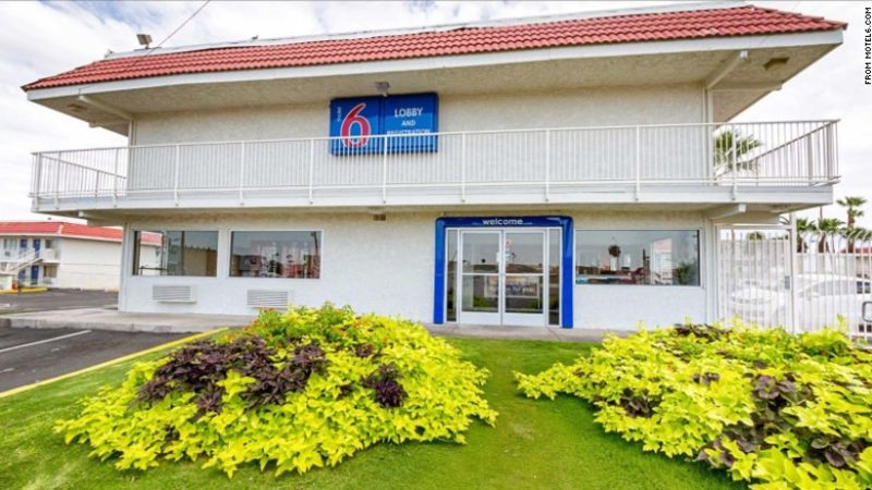 Motel 6 admite que le dio información de huéspedes latinos a ice | cnn