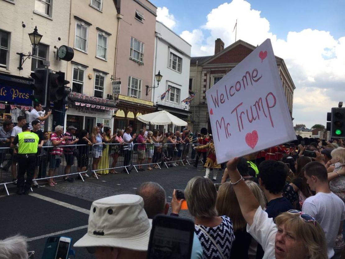 Manifestantes en apoyo a Trump en Windsor.