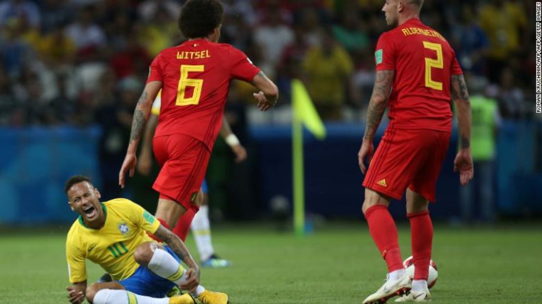Neymar, en el suelo. Una imagen constante en lo que fue Rusia 2018.