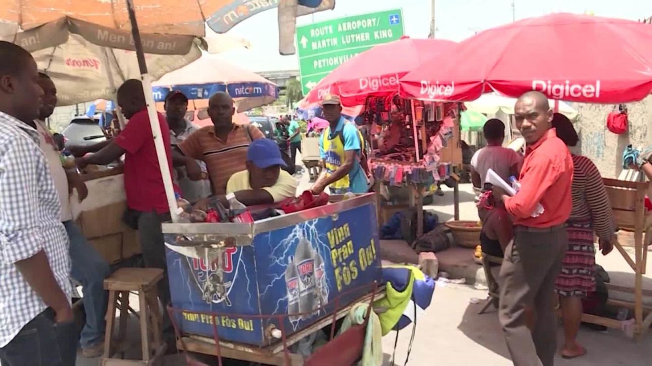 CNNE 545410 - haiti vive una tensa calma, luego de varios dias de protestas