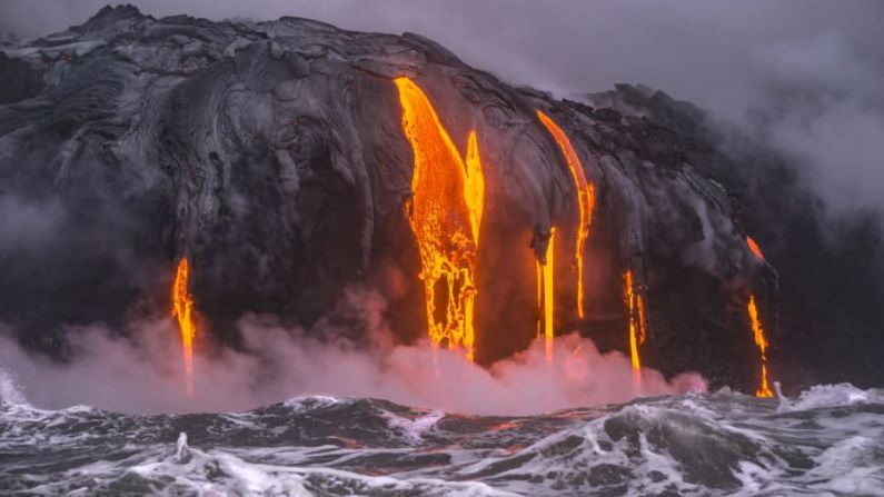 Kilauea, Hawai: este volcán aún activo se encuentra en la isla grande de Hawai.