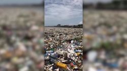 CNNE 546050 - asi se ve una ola de basura en el oceano