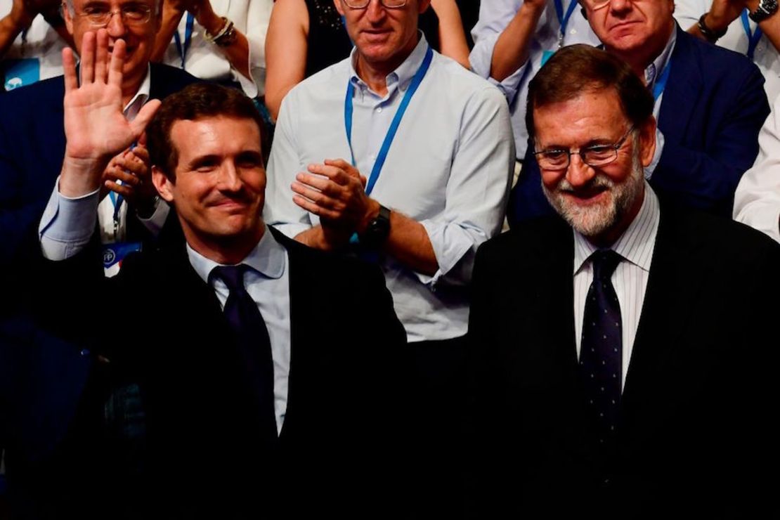 Pablo Casado y Mariano Rajoy.