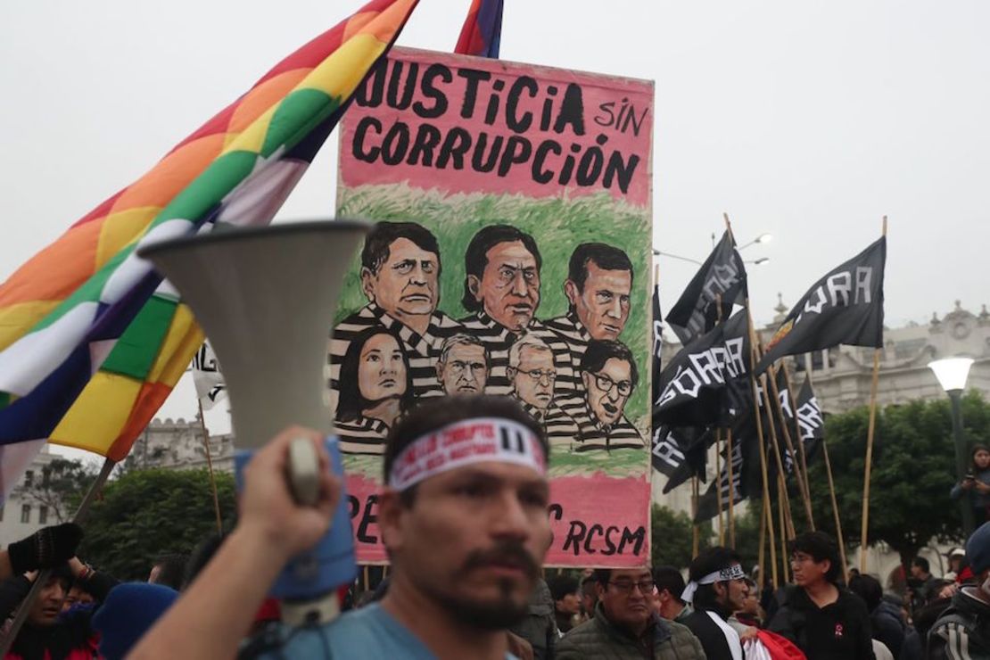 Marcha contra la corrupción en Perú realizada el 27 de julio en Lima.