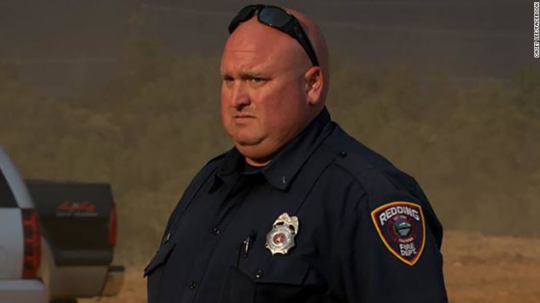 Jeremy Stoke, inspector de incendios, murió durante el siniestro.