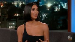 CNNE 549025 - kardashian dice que estaba desnuda cuando trump la llamo