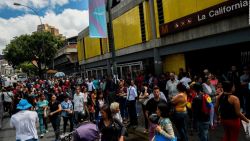 CNNE 549104 - de los apagones en caracas no se salva ni maduro