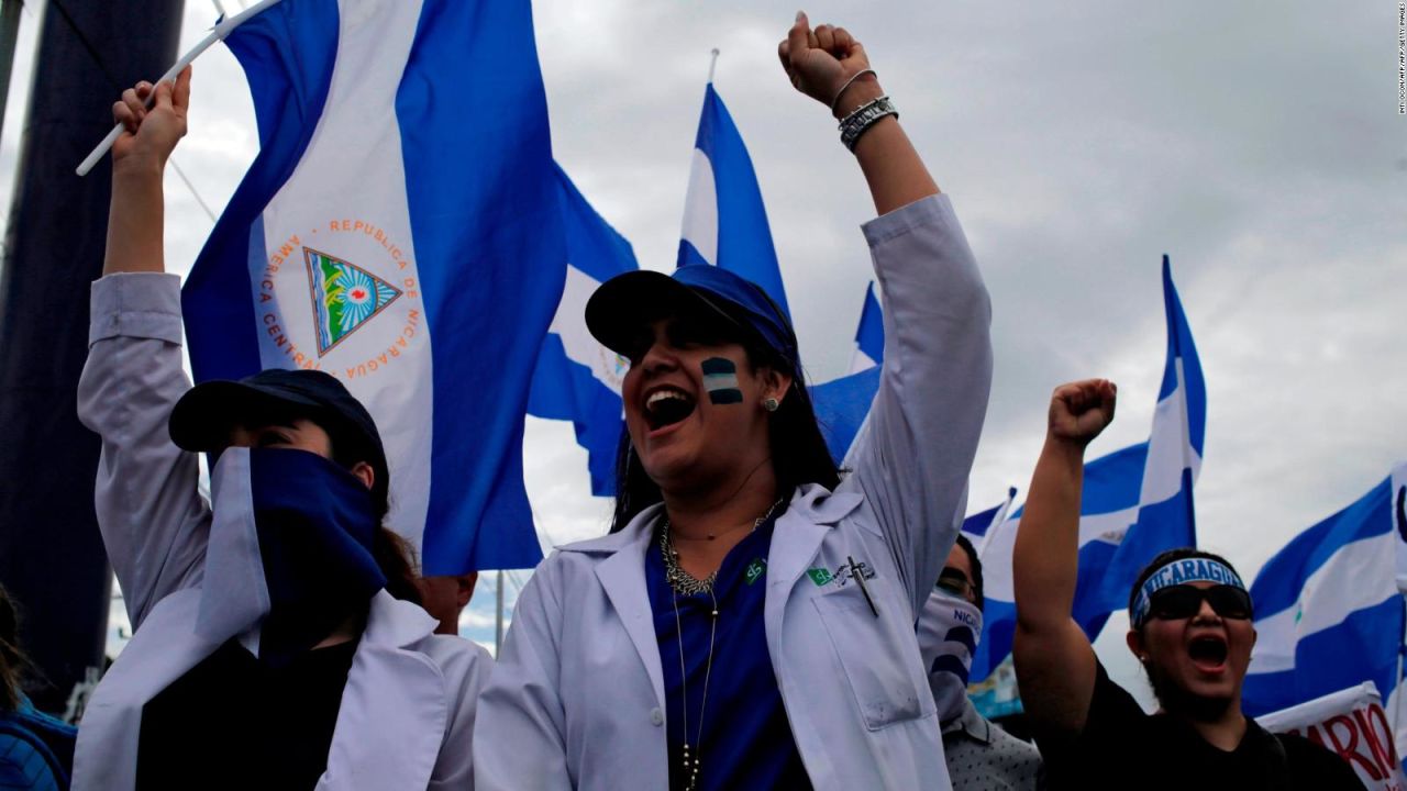 CNNE 549123 - medicos protestan por despidos en nicaragua