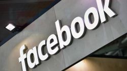 CNNE 549332 - facebook elimina cuentas que propagaban "desinformacion"