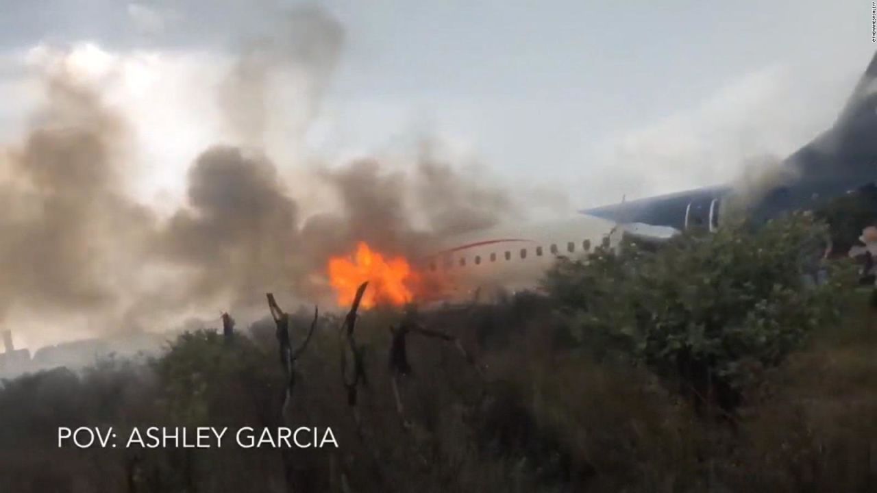 CNNE 549383 - asi fue el terror del desplome del avion en mexico