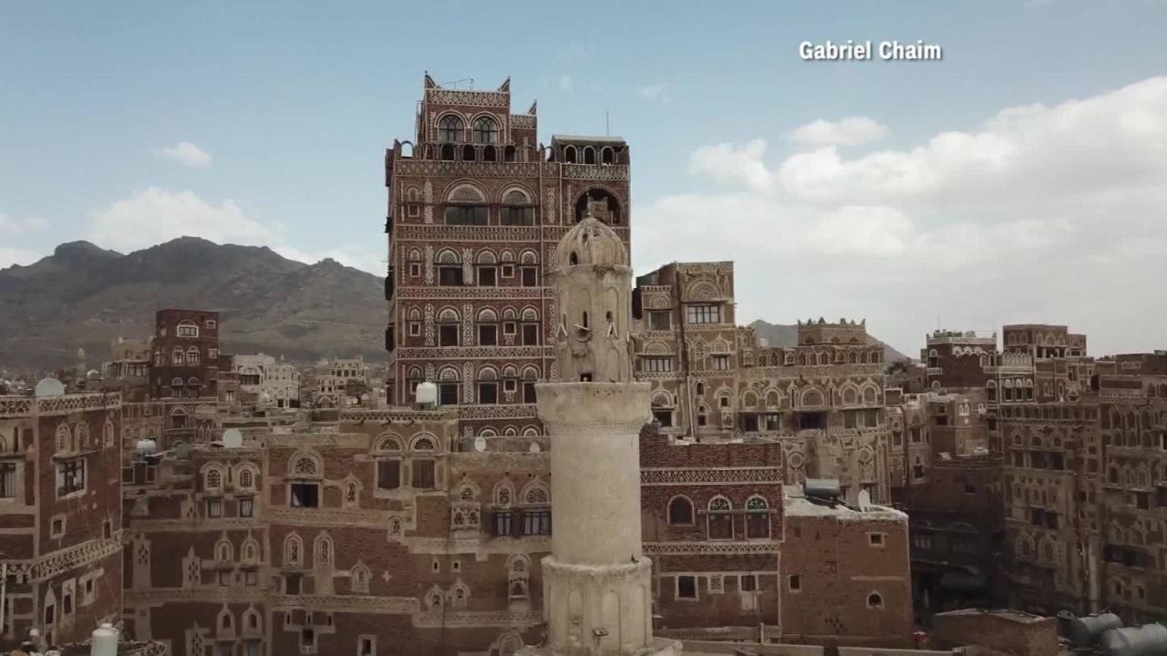 CNNE 549893 - asi se ve la destruccion de yemen desde el cielo