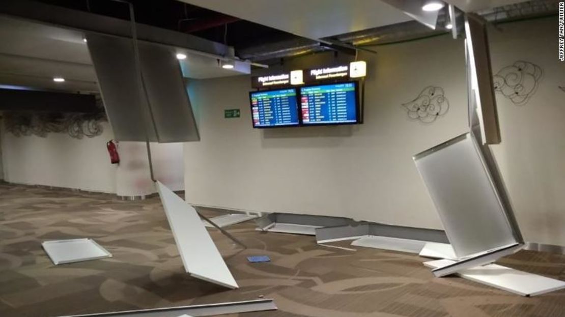 Una imagen del aeropuerto de Bali, que seguía en operación el domingo.