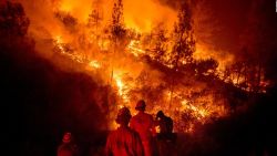 CNNE 551769 - california, bajo el azote de 17 grandes incendios