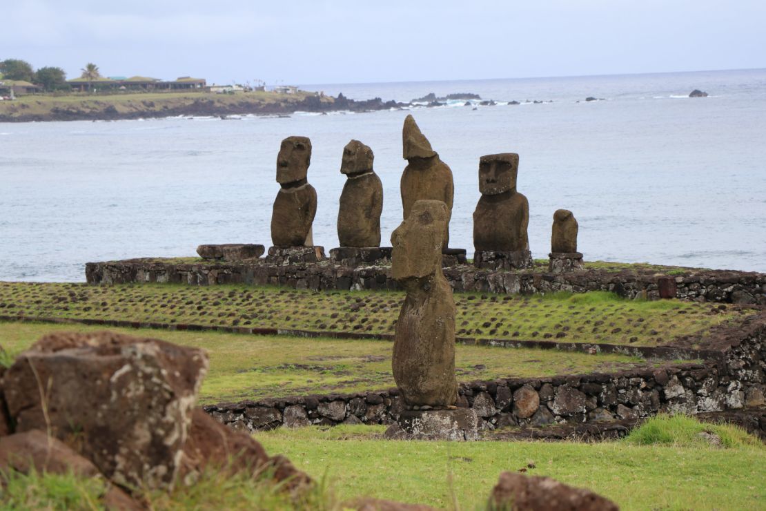 Moais en Isla de Pascua, Chile.