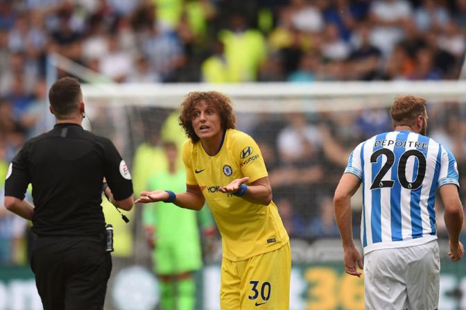 BRASIL: David Luiz del Chelsea.