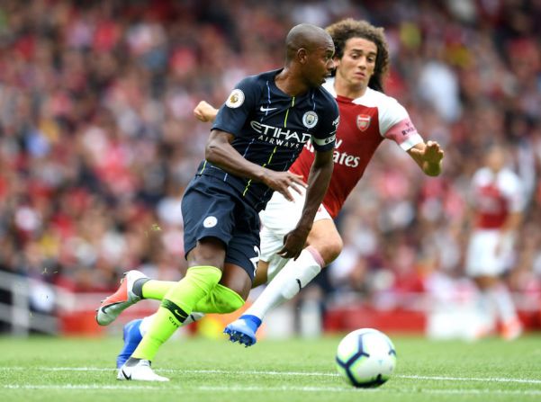 BRASIL: Fernandinho del Manchester City.