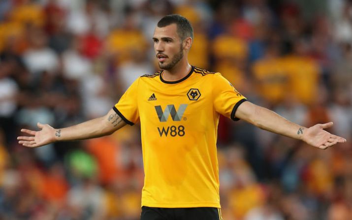 BRASIL: Leo Bonatini del Wolverhampton.