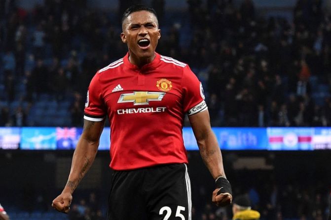 ECUADOR: Antonio Valencia del Manchester United.