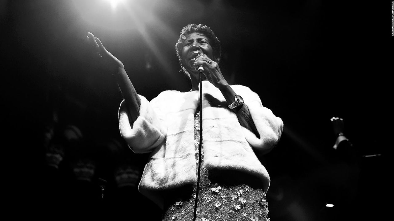 CNNE 554111 - escucha los exitos de aretha franklin