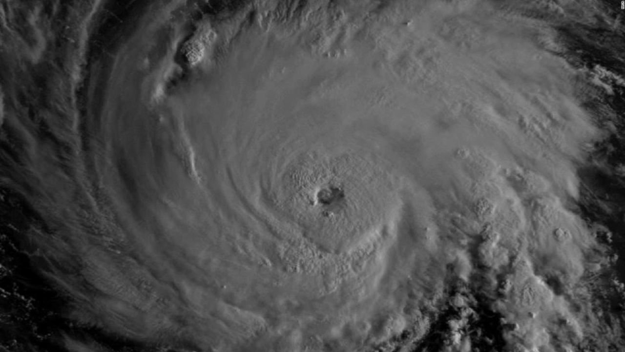 CNNE 561065 - asi se ve el huracan florence desde el espacio