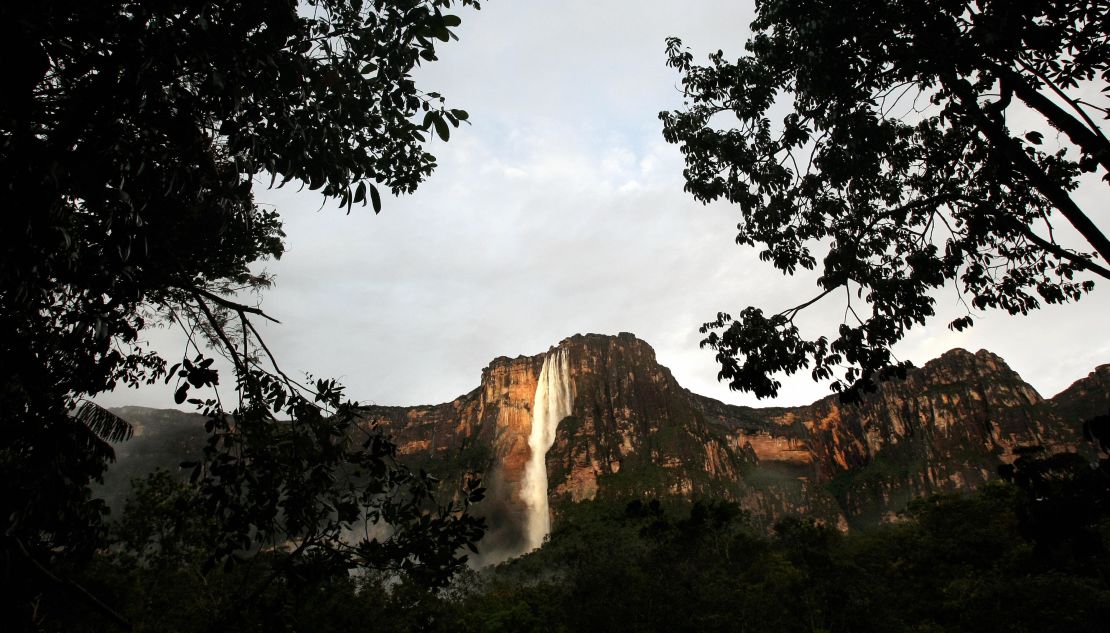 El Salto Ángel en el Parque Nacional Canaima en Venezuela.