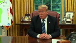 CNNE 568020 - #frasedirecta- trump dice que fue un exito la respuesta en puerto rico tras maria