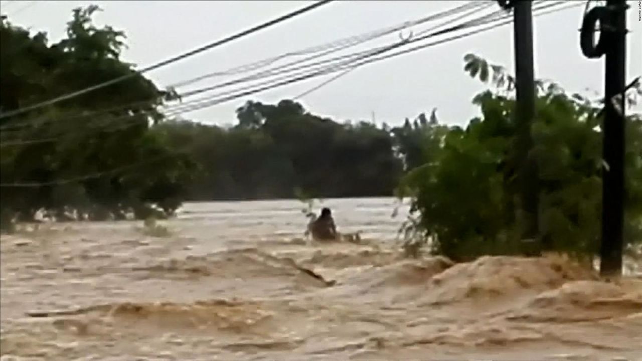 CNNE 569541 - mira a este hombre luchando por su vida en filipinas